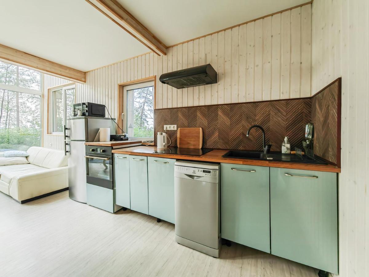 River Bank Vacation Home Jūrkalne Kültér fotó